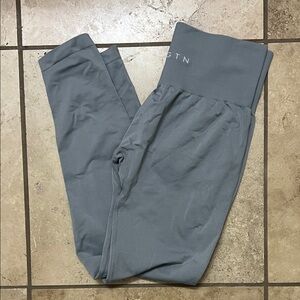 NVGTN Gray Women's Leggings